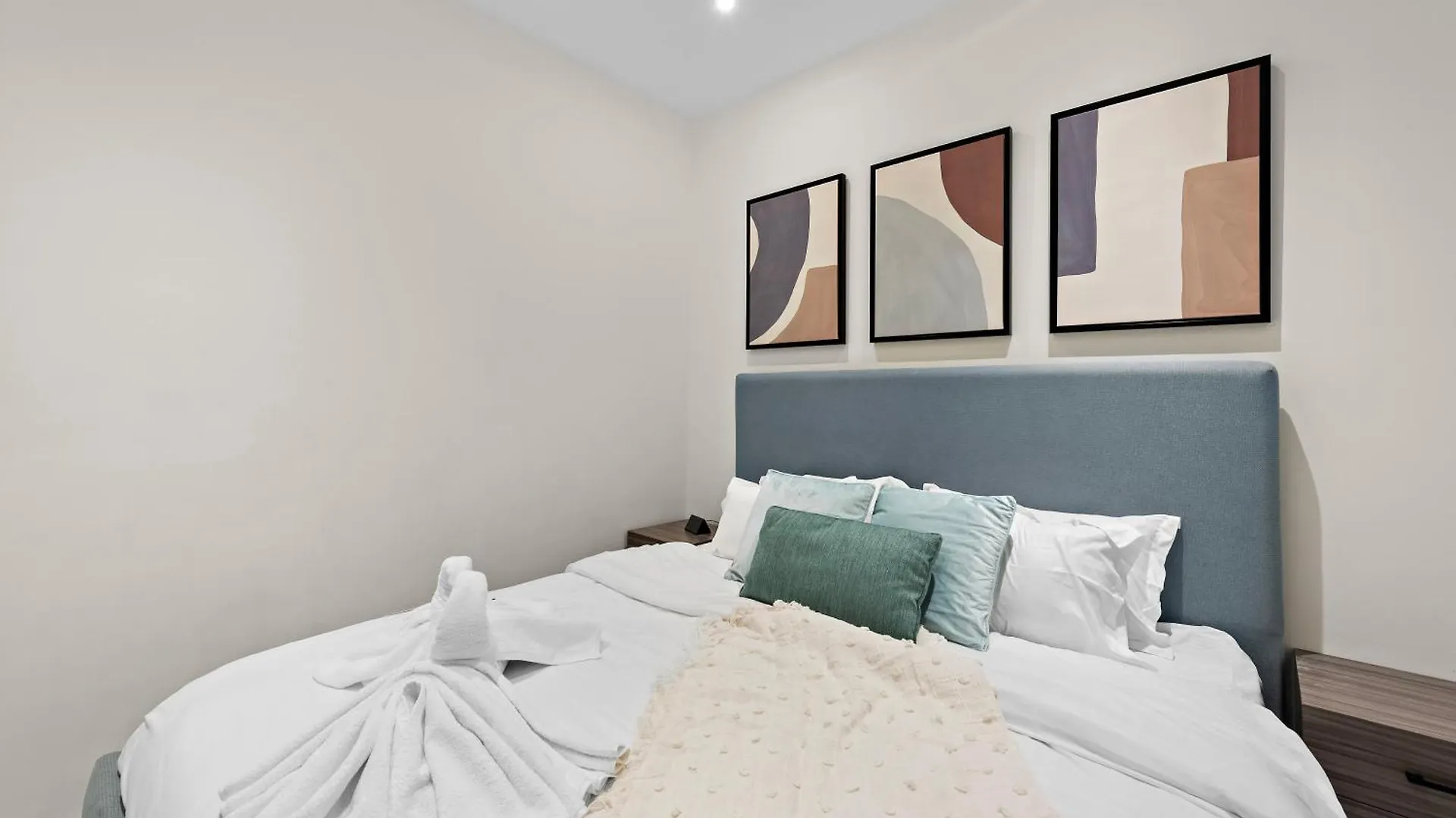 First Class 2Br With Full Boulevard View Dubai