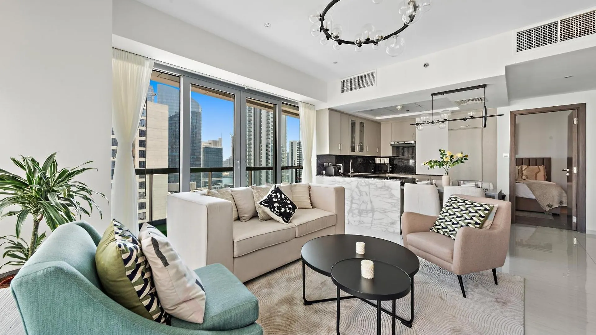 Apartment First Class 2Br With Full Boulevard View Dubai