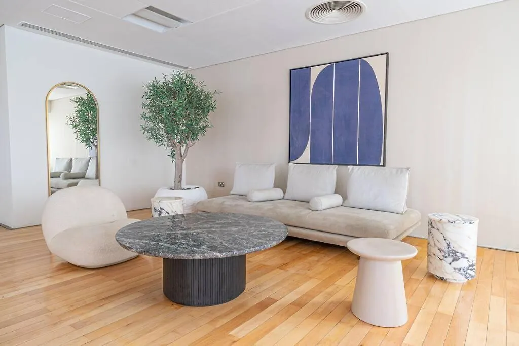 Apartment First Class 2Br With Full Boulevard View Dubai United Arab Emirates